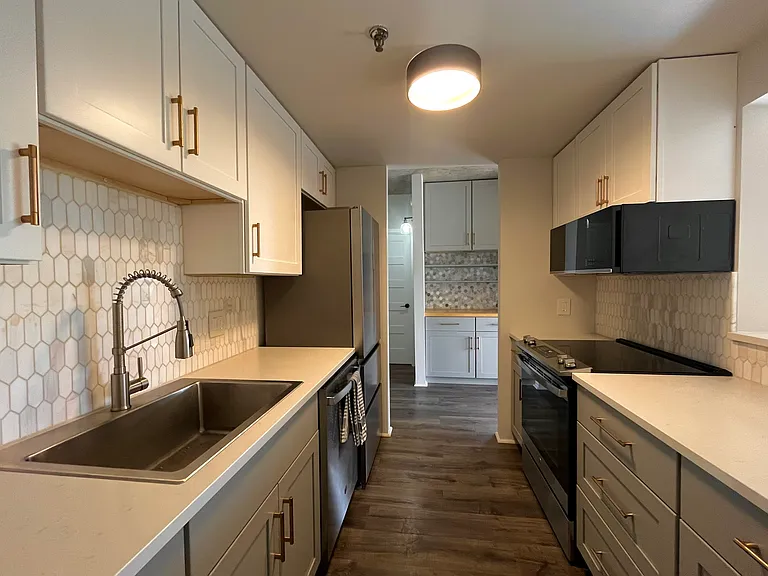 3151 Dean Ct #702 — Photo 7
