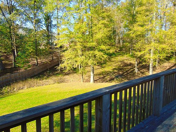 4th image of 81 Deer Creek Dr