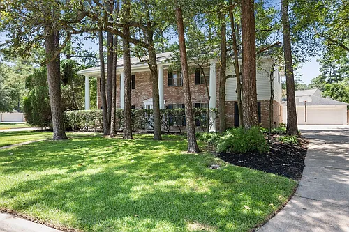 8218 Oak Moss Dr Photo 1