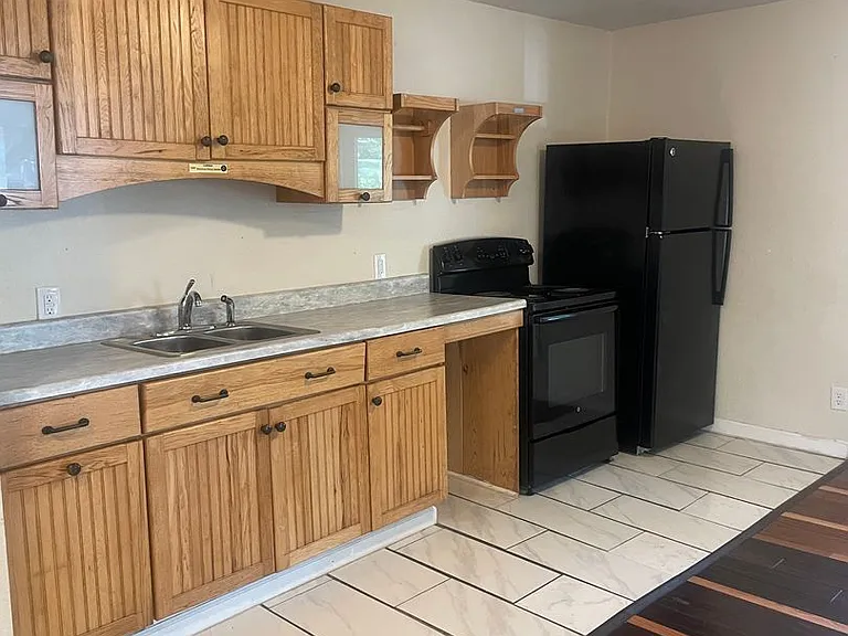 714 Washington Ave #1 — Photo 6