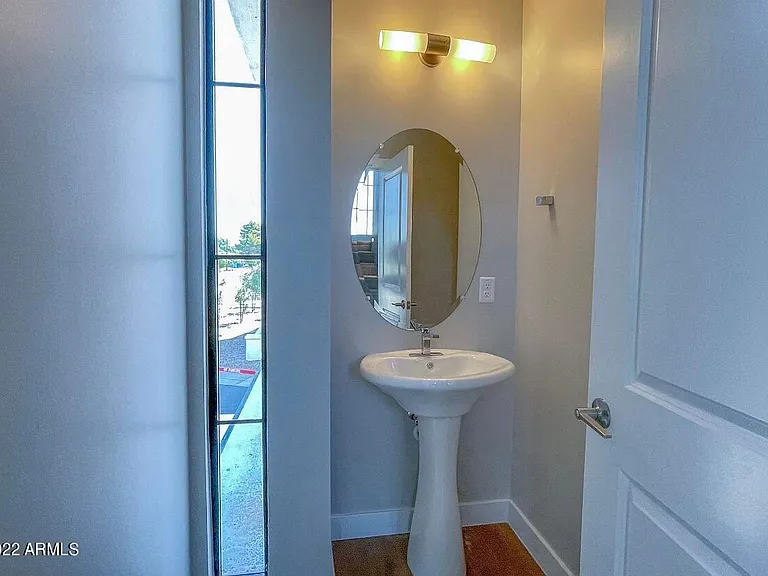3215 E Flower St #20 — Photo 39