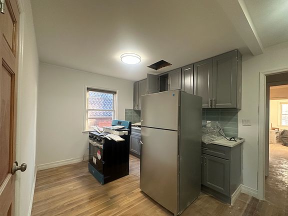 5th image of 45-47 160th St