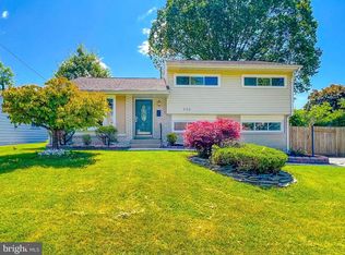 503 Curtis Dr, Morrisville, PA 19067