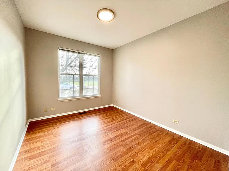 1675 McDowell Ave — Photo 12