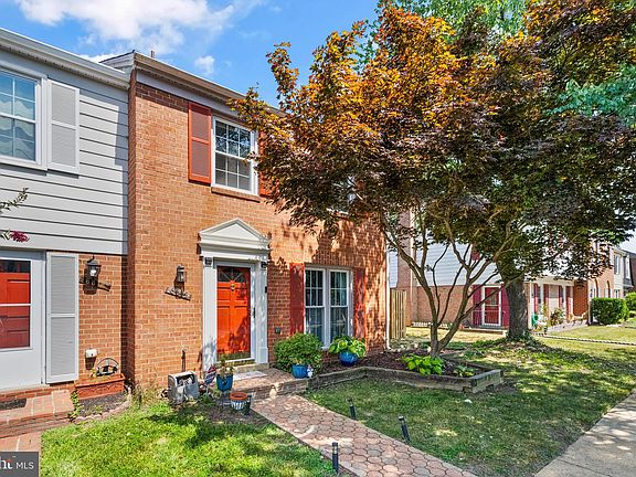 3rd image of 6612 Deer Gap Ct