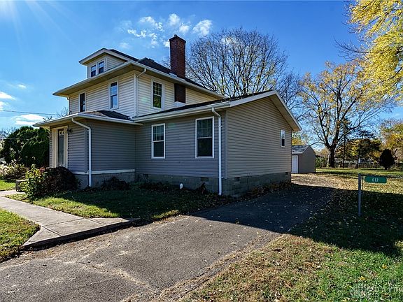 2nd image of 617 Waneta Ave