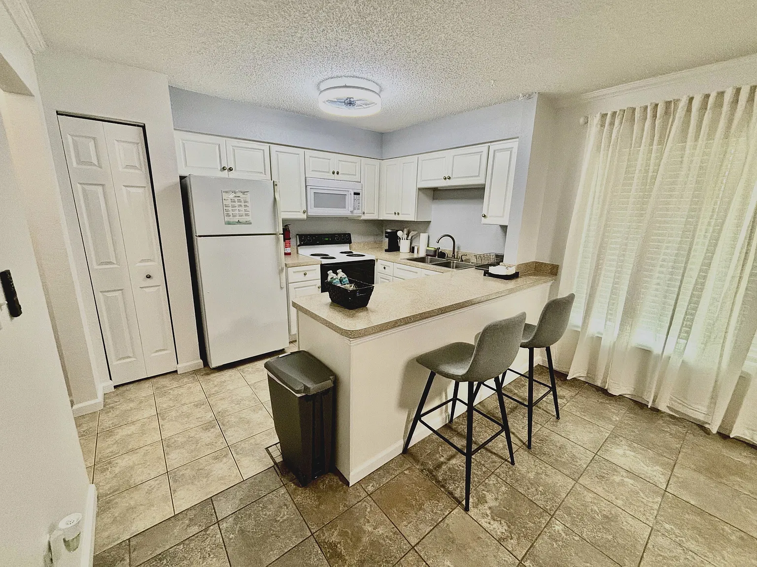 21150 Gertrude Ave — Photo 3