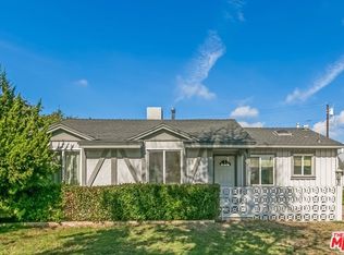 12721 Arminta St, North Hollywood, CA 91605