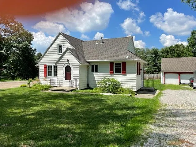 3730 Coleman Avenue — Photo 2