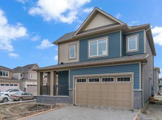 124 SE Cityside Cres NE, Calgary, AB T3N2N3