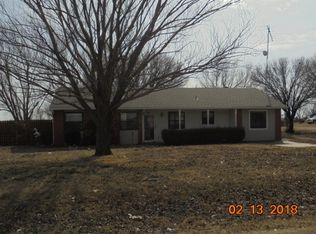 7076 Rhgato Acres Rd, Ponca City, OK 74604