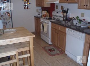 33 Egremont Rd APT 3, Boston, MA 02135