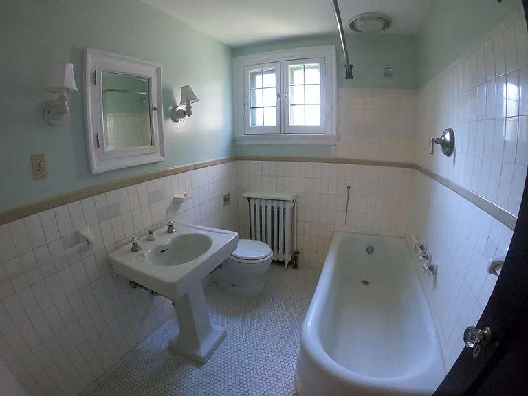 2333 Scottwood Ave #1 — Photo 13