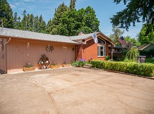 960 Grape St, Sweet Home, OR 97386
