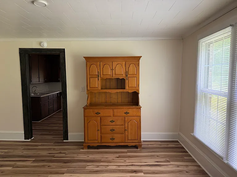 2665 E Ridge Rd — Photo 4