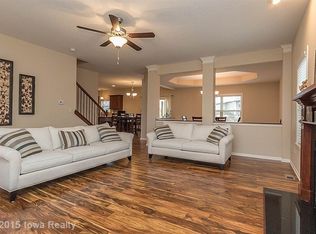 16876 Prairie Dr, Clive, IA 50325