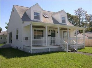 56 Archer Ave, Johnston, RI 02919