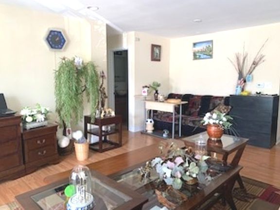 3rd image of 1601 N 76th Ct APT 304