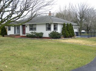 190 Elvern Dr, Coloma, MI 49038