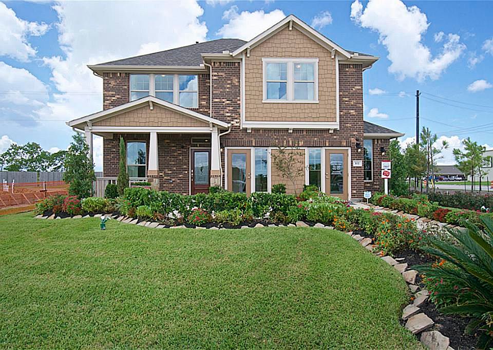 1st image of 102 Bayside Crossing Dr