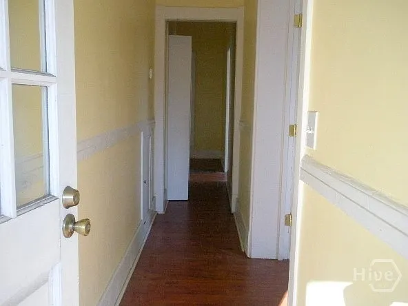 516B E Bolton St — Photo 4