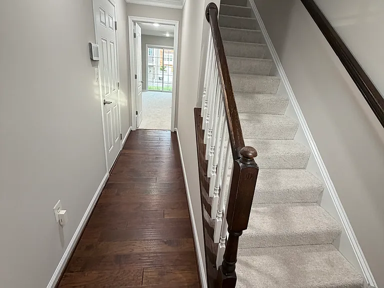 128 Hidden Brook Dr — Photo 3