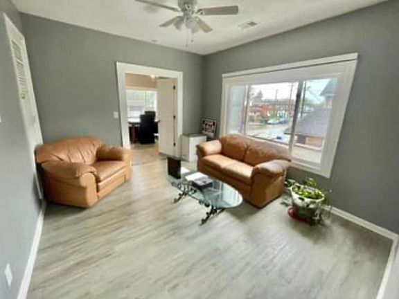 4th image of 3566 W 105th St #Up2