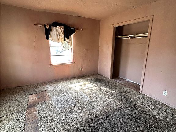 2nd image of 1116 S Catherine St
