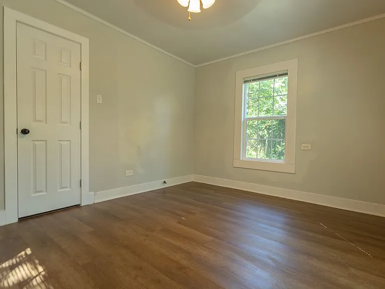 615 N 23rd St — Photo 11