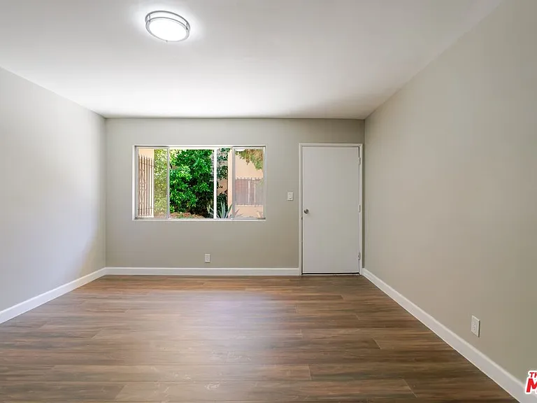 420 N Market St #15 — Photo 9
