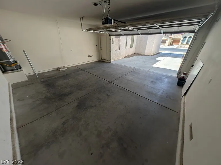 4445 Laguna Garden Ave — Photo 31