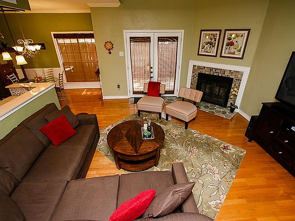 2nd image of 1911 Bering Dr APT 26