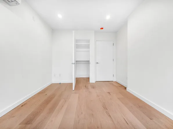 30-24 32nd Street image 15 of 20