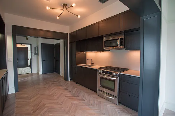 Rented by Living Room NY Corp | media 17