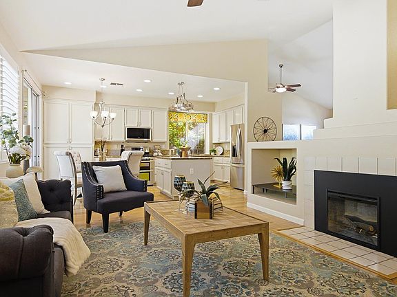 3rd image of 209 Wisteria Ct