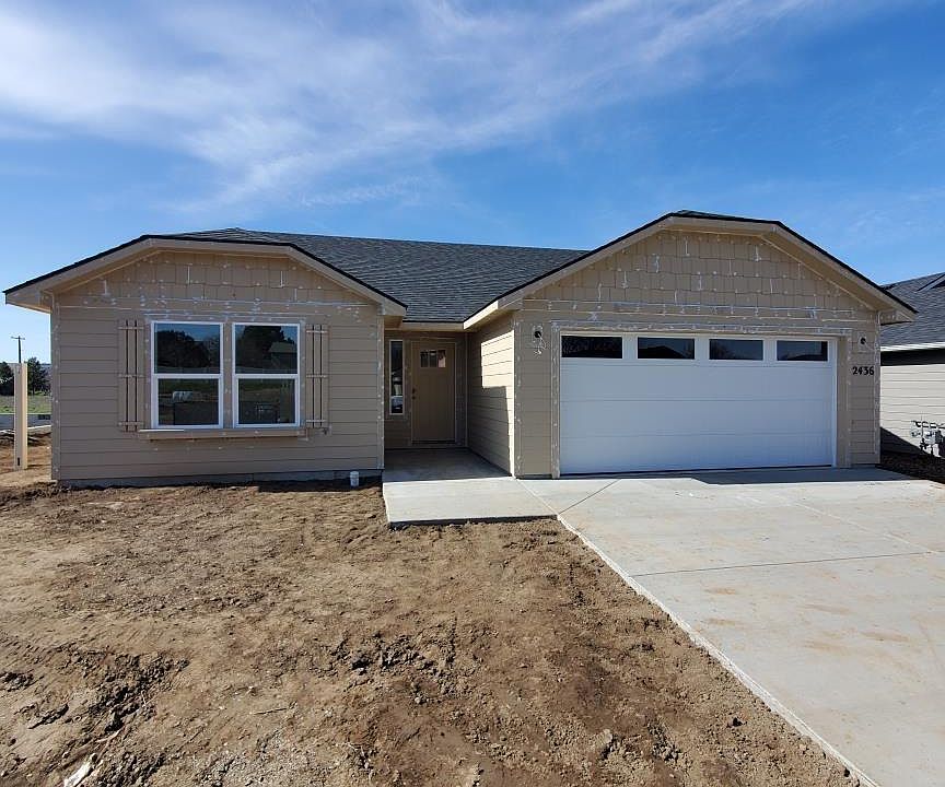 2nd image of 2436 Legacy Ct