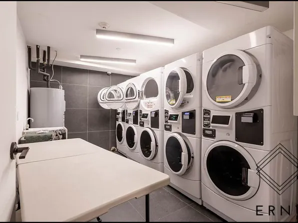 11 Maple Street image 6 of 6