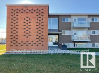 6103 98th Ave NW #2, Edmonton, AB T6A0A3