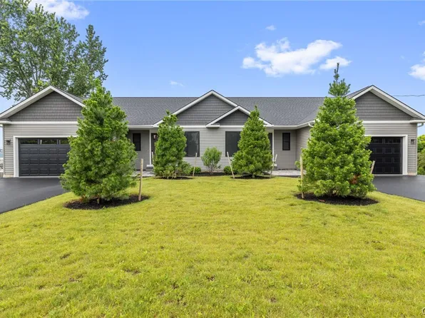 131 Old Liverpool Rd #B, Salina, NY 13088