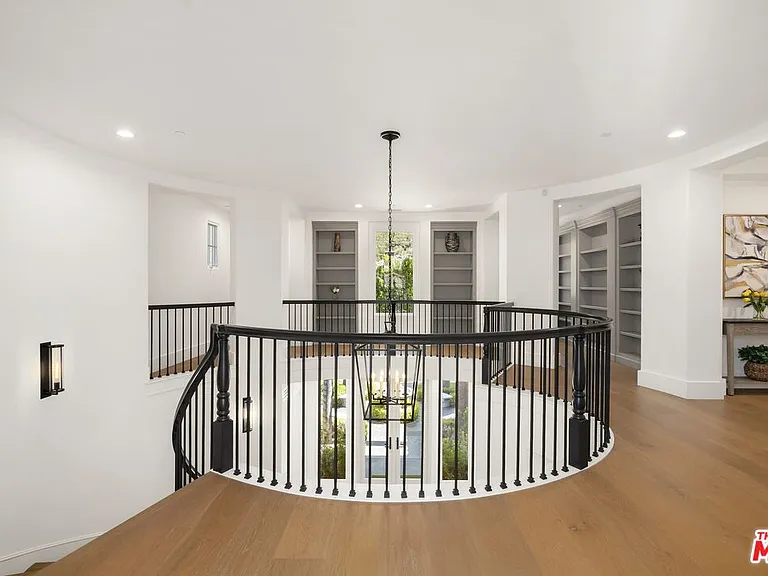 29462 Malibu View Ct — Photo 14