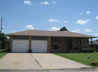 516 W Barton St, Russell, KS 67665