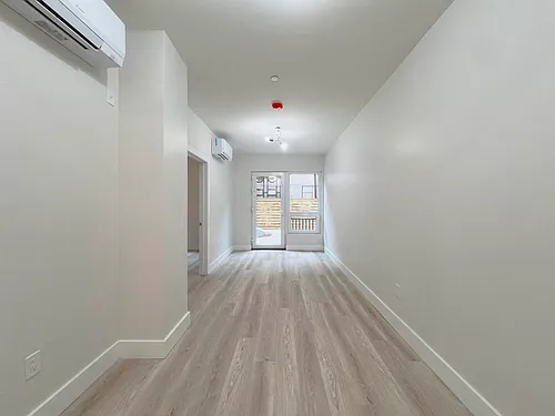 952 Bedford Ave Photo 1