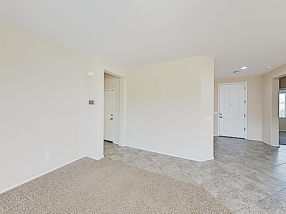 5th image of 42969 W Kingfisher Dr