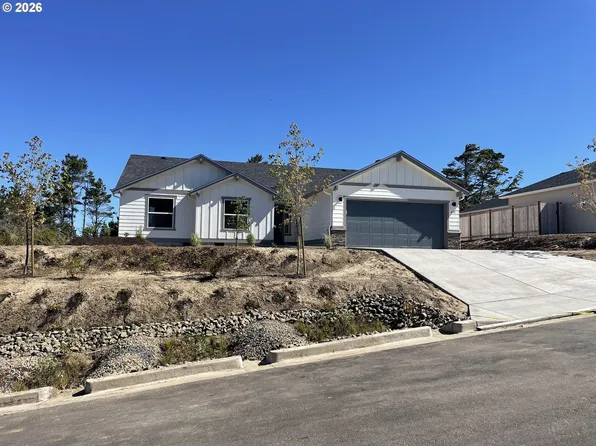 4711 Stonefield Ct, Florence, OR 97439