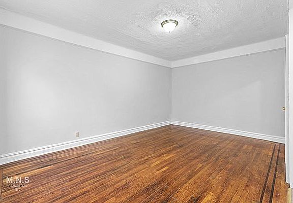5th image of 14030 Beech Ave #3/P