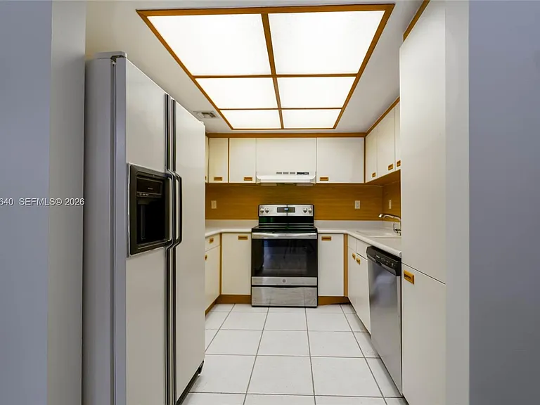 9015 SW 125th Ave #N207 — Photo 12