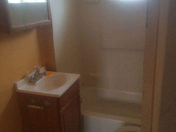 5th image of 7236 Park Ave