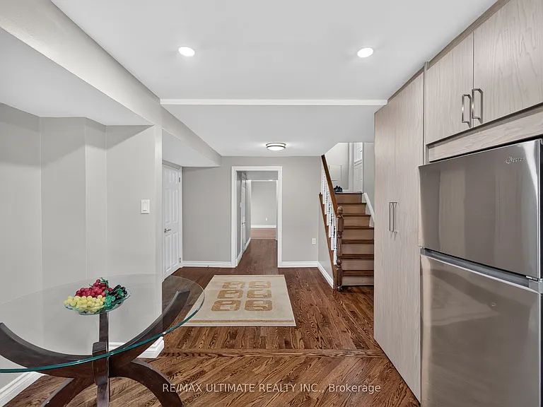 20 Wye Valley Rd #BASEMENT — Photo 9
