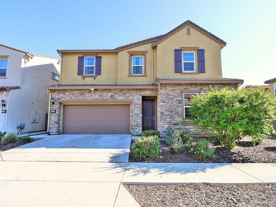 1st image of 160 Julia Island Cir