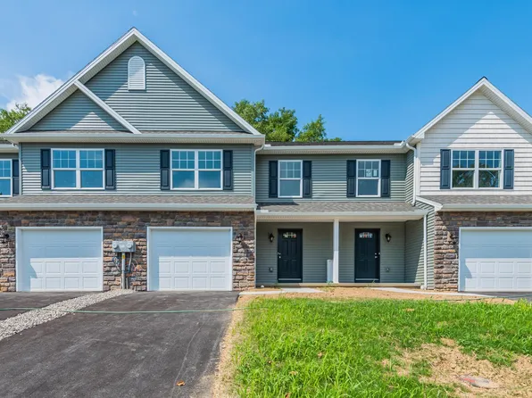 58 Ashburg Dr, Mechanicsburg, PA 17050